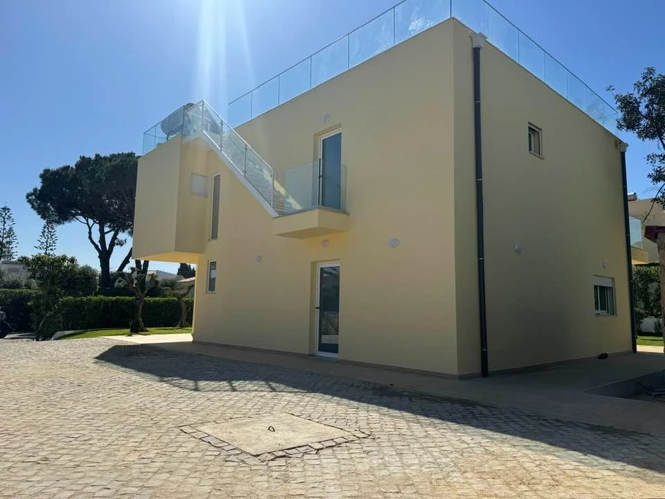 Empresa de construção civil no Algarve - obra 2